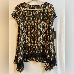 Skye’s the Limit Size M Boho Chic patterned top. Brand new with tags, never worn
